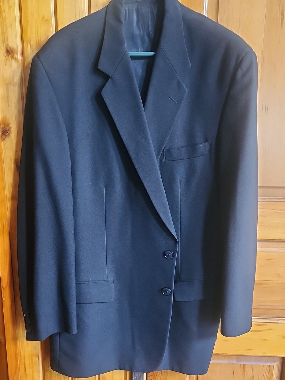 Men's Black Two-Button Blazer - Classic Tailored Sport Coat